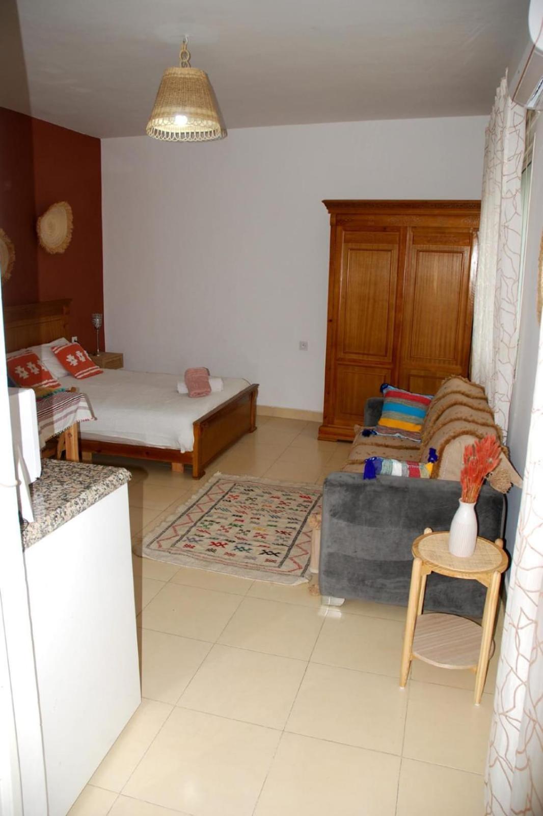 Studio Lumineux Avec Terrasse Tanger Kültér fotó